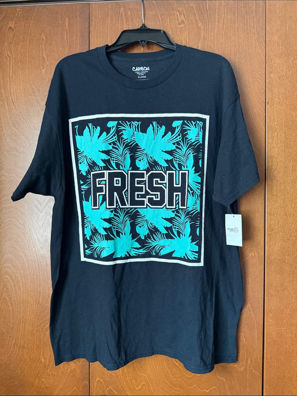 Carbon Black Tee with Teal Palm ‘FRESH’ Graphic NWT Sz XL Beach